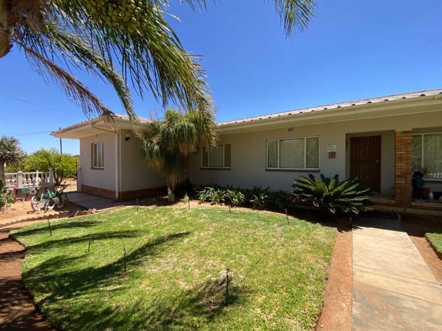 3 Bedroom Property for Sale in Vanrhynsdorp Western Cape